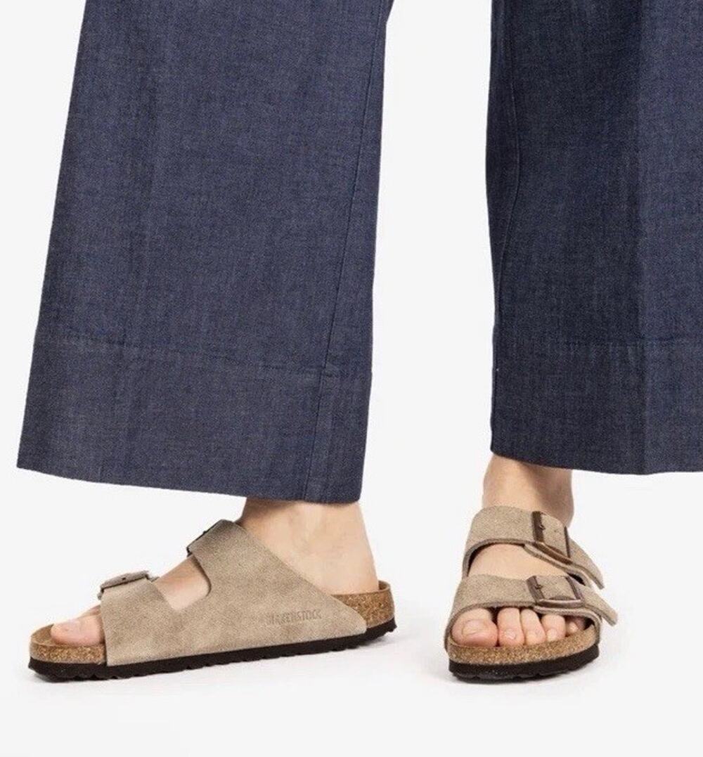 Birkenstock Arizona Suede Taupe Soft Footbed Sandals Women's Sz 39 US 8